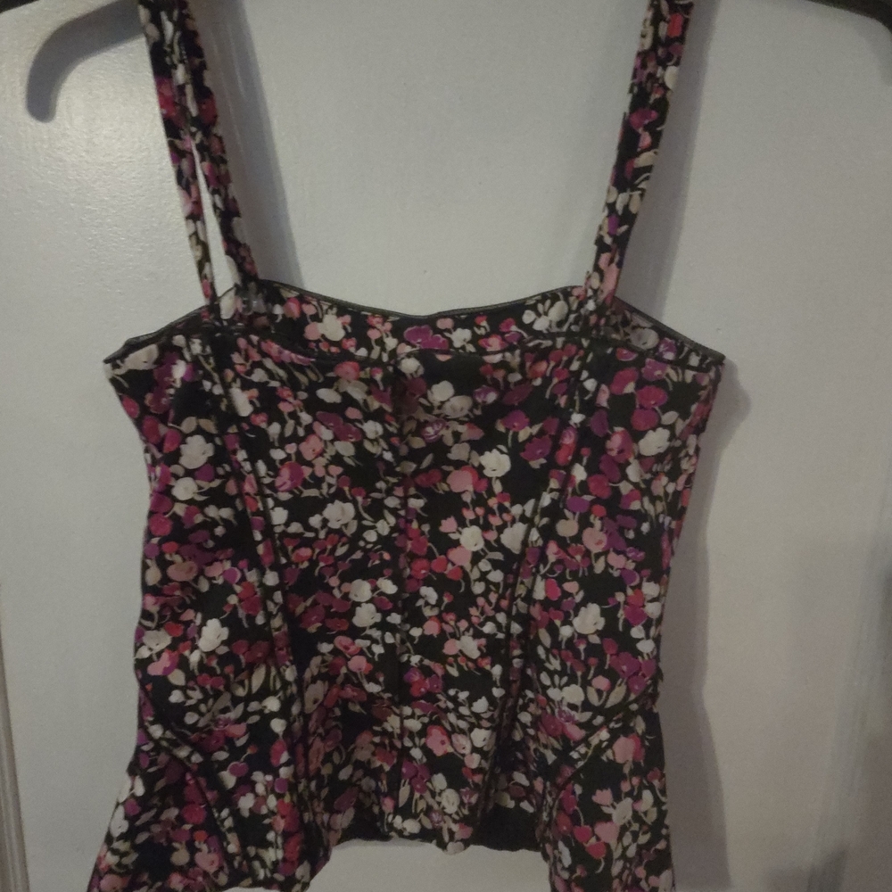White House Black Market Floral Skirt - Picture 4 of 4